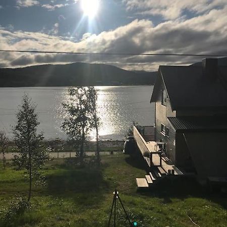 Trivelig Fritidshus Pa Arnes, Senja Straumstad Екстериор снимка